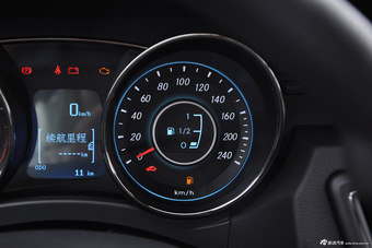 2014款绅宝D50 1.5L手动标准版