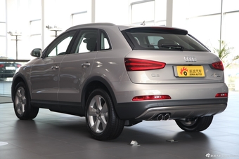 2013款奥迪Q3 40TFSI quattro四驱豪华型