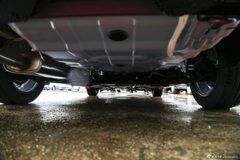 2016款LANNIA蓝鸟1.6L自动智酷版