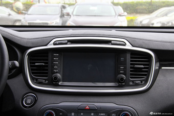 2015款索兰托L 2.2T自动柴油四驱精英版 5座