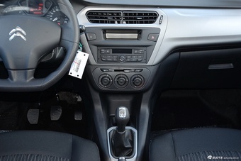 2016款全新爱丽舍1.6L手动时尚型