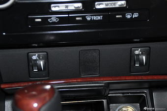 2013款凯美瑞2.5G舒适版