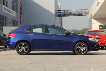 2014款菲亚特致悦1.4T自动运动版