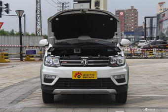 2016款风光370 1.5L手动精英型居家版7座