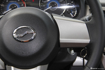 2015款中兴威虎TUV 2.8T手动柴油两驱精英型