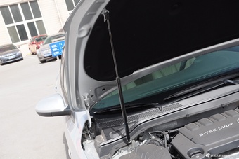 2015款英朗手动精英型