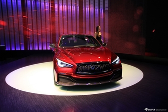 英菲尼迪Q50