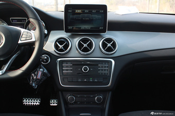 2015款奔驰CLA220 到店实拍