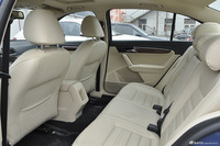 2013款朗逸改款1.4TSI DSG豪华版