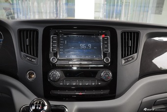 2015款图雅诺2.8T短轴商运版