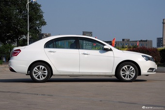 2015款吉利新帝豪三厢1.3T CVT向上版