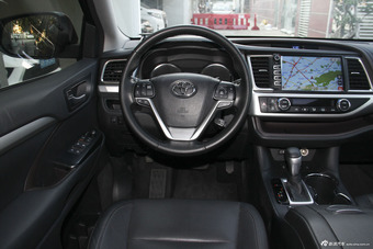 2015款汉兰达2.0T自动四驱至尊版7座