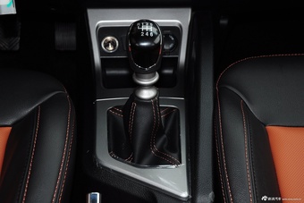 2015款瑞风S3 1.5L手动豪华智能尊享版