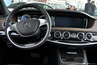 2014款奔驰S400L尊贵型