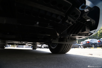 2016款卡罗拉双擎1.8L自动旗舰版