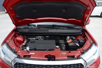 2016款哈弗H1 1.5L自动舒适版蓝标改款