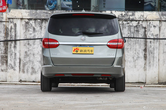 2014款GL8商务车3.0L自动XT豪华商务旗舰版