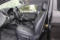 2016款众泰Z300 1.5L手动豪华型