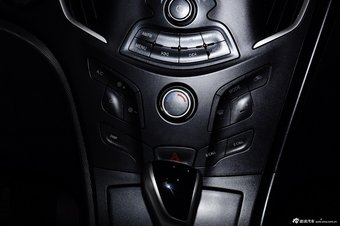 2014款广汽吉奥GA轿车