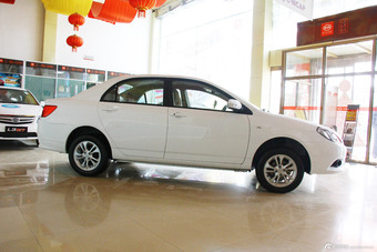 2014款比亚迪F3 1.5L手动豪华型到店实拍