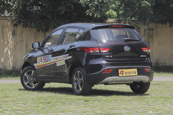 2015款骏派D60 1.8L自动尊贵型