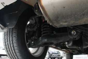 2015款北京现代ix25 2.0L自动四驱尊贵型