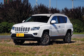 2015款指南者2.0L两驱豪华型