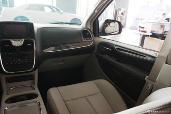 2013款克莱斯勒大捷龙到店实拍