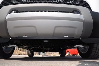 2015款揽胜极光2.0T智耀版