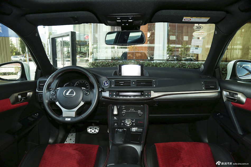 2014款雷克萨斯CT 1.8L自动200h F-Sport单色