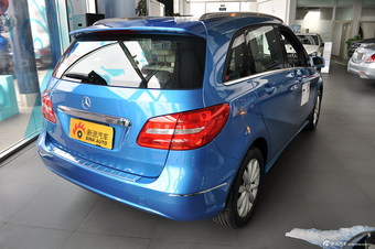 2012款奔驰B级B180