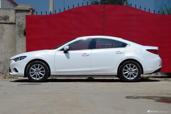 2017款阿特兹2.0L自动蓝天豪华版