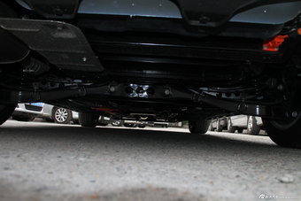 2014款荣威550 Plug-in插电式混动豪华版