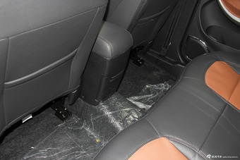 2015款海马S5 1.5T自动豪华型