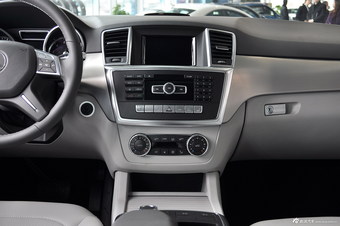 2014款奔驰ML320 4MATIC