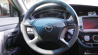 2015上海车展：海马M6