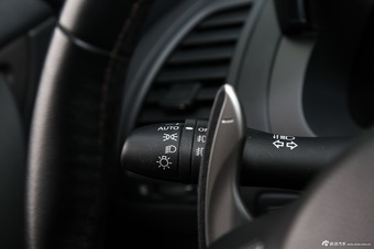 2013款英菲尼迪QX70 3.7L标准版