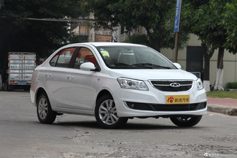 2015款奇瑞E3 1.5L手动风尚型