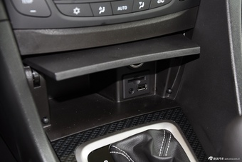 2015款英朗18T双离合豪华型