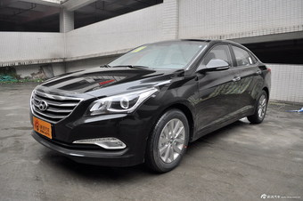 2013款名图1.8GLS自动智能型幻影黑