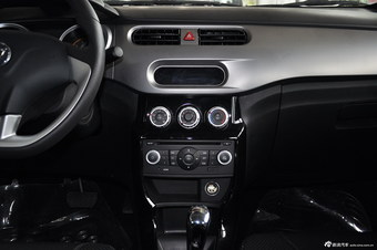 2012款中华H230 1.5自动天窗版