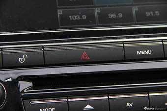 2015款捷豹XJL 2.0T两驱典雅商务版