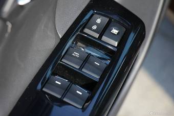 2015款传祺GA6 1.8T到店实拍