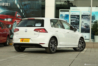 2016款高尔夫1.4T自动R-Line