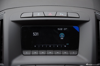 2015款君威2.0L自动领先时尚型