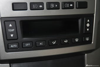 2012款奥轩G5 2.4L手动精英版两驱