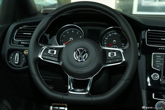 2016款高尔夫1.4T自动R-Line