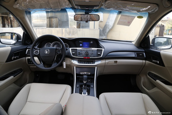 2015款雅阁2.0L自动EX豪华版图片