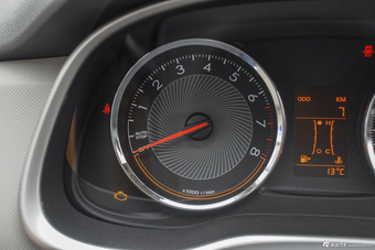 2015款赛欧3 1.3L手动理想版