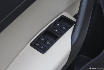 2016款昕动1.6L自动前行版